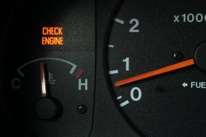 Engine hours vs. mileage to monitor vehicle performance